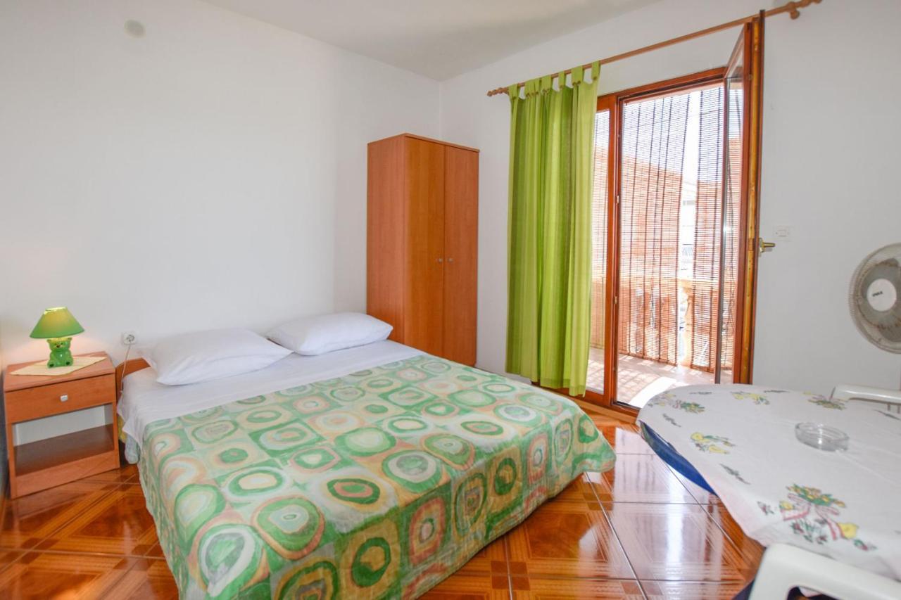 Apartments Marica Sukošan Екстериор снимка
