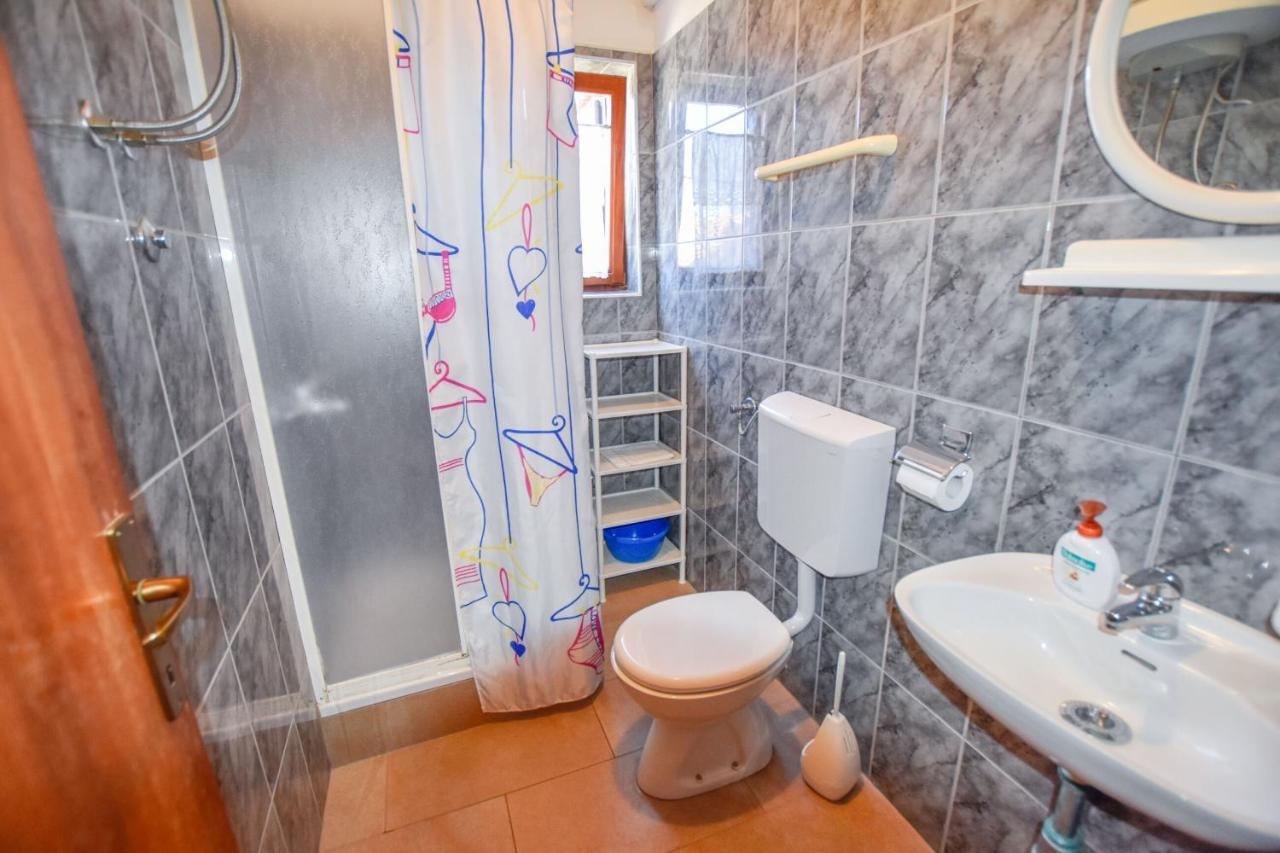 Apartments Marica Sukošan Стая снимка